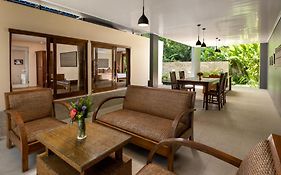 Senetan Villas And Spa Resort